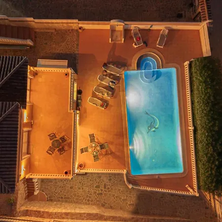 Helios - Plusholidays Villa *